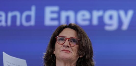 Bruselas propondrá una nueva regulación sobre alquileres turísticos para frenar la especulación | Economía