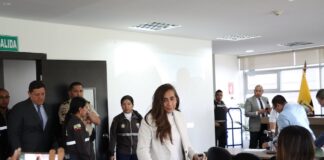 Jueza define presentación periódica para Tannya Varela, excomandante de la Policía, y otros tres acusados de la divulgación de información de circulación restringida relacionada con el caso León de Troya | Política | Noticias