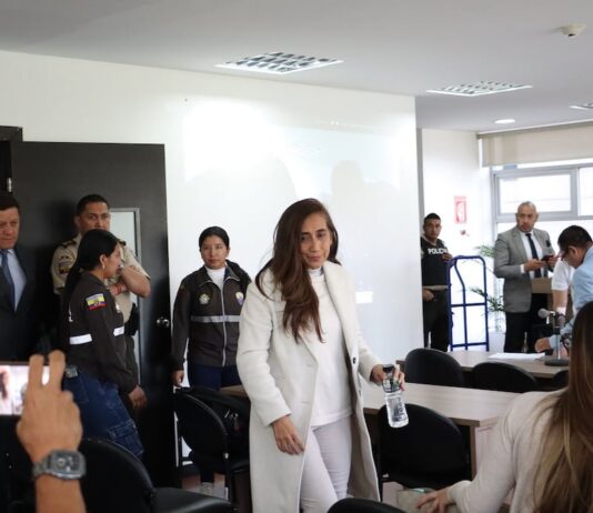 Jueza define presentación periódica para Tannya Varela, excomandante de la Policía, y otros tres acusados de la divulgación de información de circulación restringida relacionada con el caso León de Troya | Política | Noticias