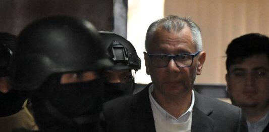 Juez convoca a audiencia de ‘habeas corpus’ a favor de Jorge Glas para este 26 de diciembre | Política | Noticias
