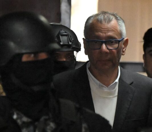 Juez convoca a audiencia de ‘habeas corpus’ a favor de Jorge Glas para este 26 de diciembre | Política | Noticias