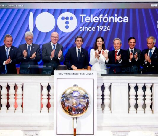Telefónica dejará de cotizar en la Bolsa de Nueva York tras casi 40 años en Wall Street | Mercados Financieros