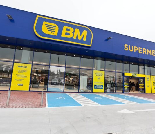 El consorcio de inversores vascos adquiere Uvesco, propietaria de BM Supermercados y Super Amara | Empresas