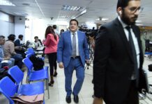 Juez del TCE devuelve los derechos políticos a Alembert Vera, expresidente del CPCCS | Política | Noticias