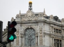 Escrivá activa un comité asesor para dar un cariz social a los informes económicos del Banco de España | Economía