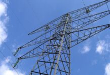 El Ejecutivo y la CNMC blindan la retribución eléctrica en el 6,58% hasta 2031 | Economía nacional e internacional