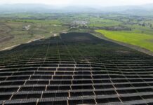 La banca frena la financiación a proyectos renovables al empeorar las perspectivas de sector | Empresas