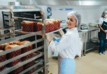 Más de 15.000 unidades del Pan de Pascua del Alma, impulsado por la Prefectura del Guayas, ya fueron vendidas | Política | Noticias