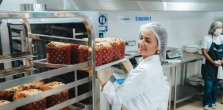 Más de 15.000 unidades del Pan de Pascua del Alma, impulsado por la Prefectura del Guayas, ya fueron vendidas | Política | Noticias