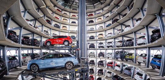 La Unión Europea y el automóvil: aplazar para liderar | Negocios