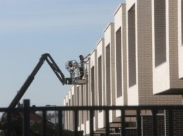 El precio de la vivienda crece al ritmo más elevado en 18 años y marca un nuevo máximo | Economía