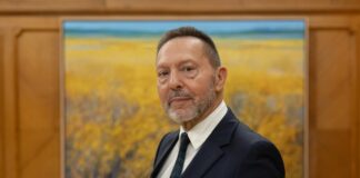Yannis Stournaras, gobernador del Banco de Grecia: “El país no puede permitirse políticas extravagantes nunca más” | Negocios
