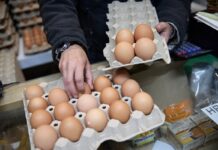 Sin tregua en la subida de precios de huevos, café, carne de vacuno y chocolate | Economía nacional e internacional