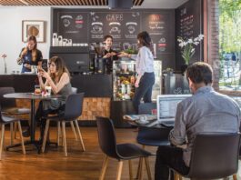 Espacios donde trabajar, reunirse y hacer comunidad | Economía