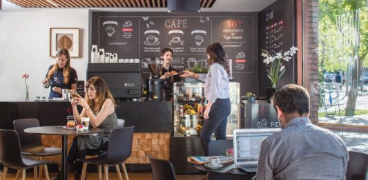 Espacios donde trabajar, reunirse y hacer comunidad | Economía