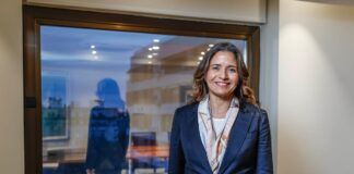 Leila Benali, ministra de Energía de Marruecos: “Por primera vez en la historia, tenemos un comercio bidireccional de electricidad y gas con España” | Economía