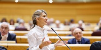 Yolanda Díaz acelera la ley para proteger a los denunciantes de corrupción en las empresas | Economía