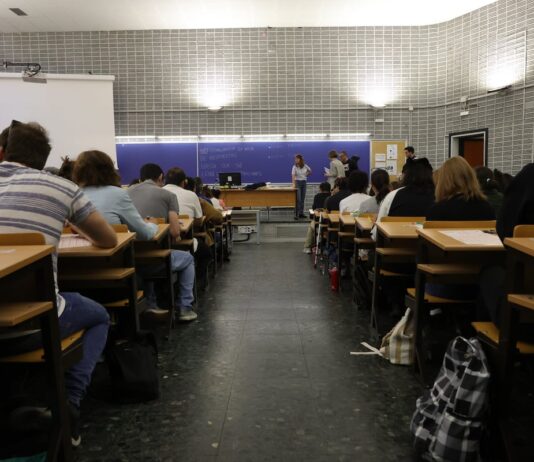 El BOE publica la convocatoria de 17.986 plazas en la Administración General del Estado | Economía