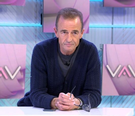 El caso Alessandro Lecquio: así es la letra pequeña de los contratos de los tertulianos en televisión | Negocios