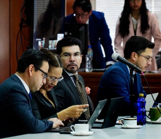 Fiscalía concreta apelación contra dos ciudadanos chinos y una ecuatoriana sobreseídos en el caso Sinohydro | Política | Noticias