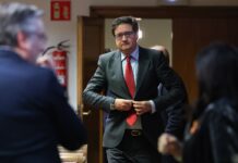 El Gobierno pone en marcha la jornada de 35 horas para los empleados públicos del Estado | Economía