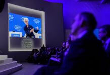 Lagarde alerta en Davos de los riesgos de una distribución desigual de la riqueza | Economía