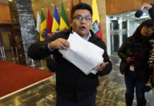 RC prepara tercera solicitud de juicio político en contra de cinco consejeros del CPCCS | Política | Noticias