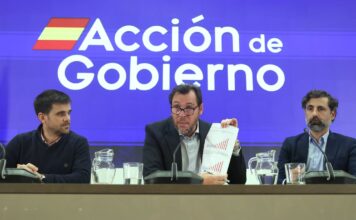 Adif alertó a los inversores del golpe económico y reputacional de un siniestro como el de Adamuz | Economía