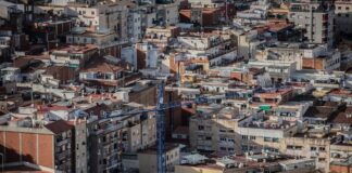 El pesimismo sobre la vivienda empeora la percepción del clima económico de los españoles | Economía nacional e internacional