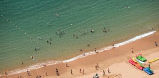 Los cuatro puentes largos que hay en 2026 y el resto de festivos del calendario laboral | Economía