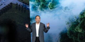 Estos son los planes del rey chino de las baterías, con una fortuna de casi 50.000 millones de euros, para conquistar el mundo | Negocios