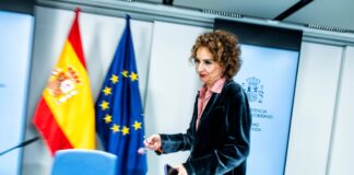 Hacienda planea desligar de los Presupuestos los pagos anticipados a las comunidades | Economía