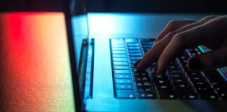 Webs que se hacen pasar por oficiales para engañar al consumidor | Negocios