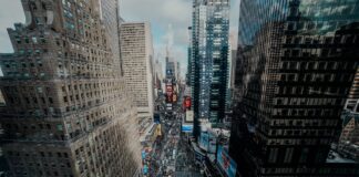 Test | ¿Cuál es la empresa más valiosa de la historia? ¿Y la que más empleados tiene? | Empresas