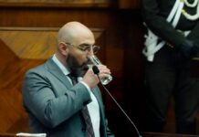 Comisión de Fiscalización notifica a Mario Godoy sobre el inicio del juicio político en su contra | Política | Noticias