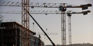 Los precios de la vivienda en España crecen a un ritmo del 12,8%, más del doble de la media europea | Vivienda | Economía