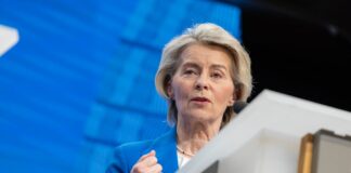 Von der Leyen advierte a las grandes tecnológicas que la UE “no delegará en Silicon Valley la protección a la infancia” | Economía
