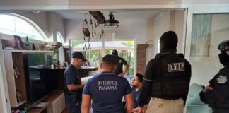 Leonardo Cortázar será extraditado y llegará este martes a Guayaquil | Política | Noticias