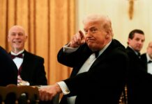 Trump vuelve a sembrar el caos en el comercio mundial con su política arancelaria | Internacional