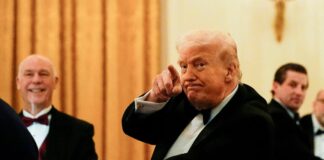 Trump vuelve a sembrar el caos en el comercio mundial con su política arancelaria | Internacional