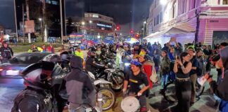 Forcejeos entre policías y ambientalistas por plantón contra ley urgente para el fortalecimiento de la minería y la energía | Política | Noticias