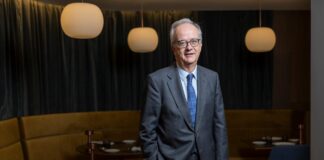 Simón Pedro Barceló: “Las familias no pueden convivir con los turistas en el mismo edificio” | Economía