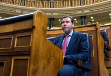 Adif da por reparada la línea Madrid-Sevilla tras un mes de corte por el siniestro de Adamuz | Economía