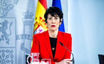 Las empresas elevan la presión para que las mutuas den todas las altas y bajas médicas a los trabajadores | Economía