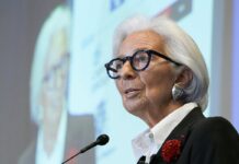 Christine Lagarde: “Pienso acabar mi mandato, los mercados están atentos” | Economía