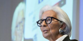 Christine Lagarde: “Pienso acabar mi mandato, los mercados están atentos” | Economía