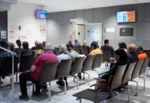 La Airef denuncia la “deficiencia estructural” de la gestión de las bajas en España y advierte del riesgo de “prolongaciones innecesarias” | Economía