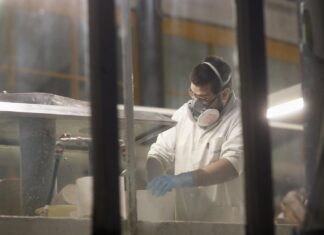 Trabajo concreta que la antigüedad y otros once pluses no se podrán eliminar al subir el salario mínimo | Economía