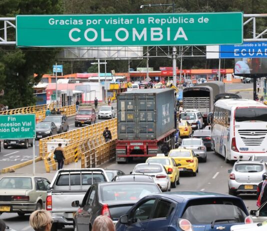 Ecuador subirá al 100 % la tasa de seguridad a las importaciones de Colombia | Economía | Noticias