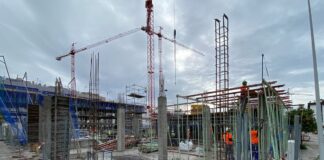 El absentismo laboral en la construcción se duplica en diez años y las empresas calculan un coste de 3.500 millones anuales | Economía